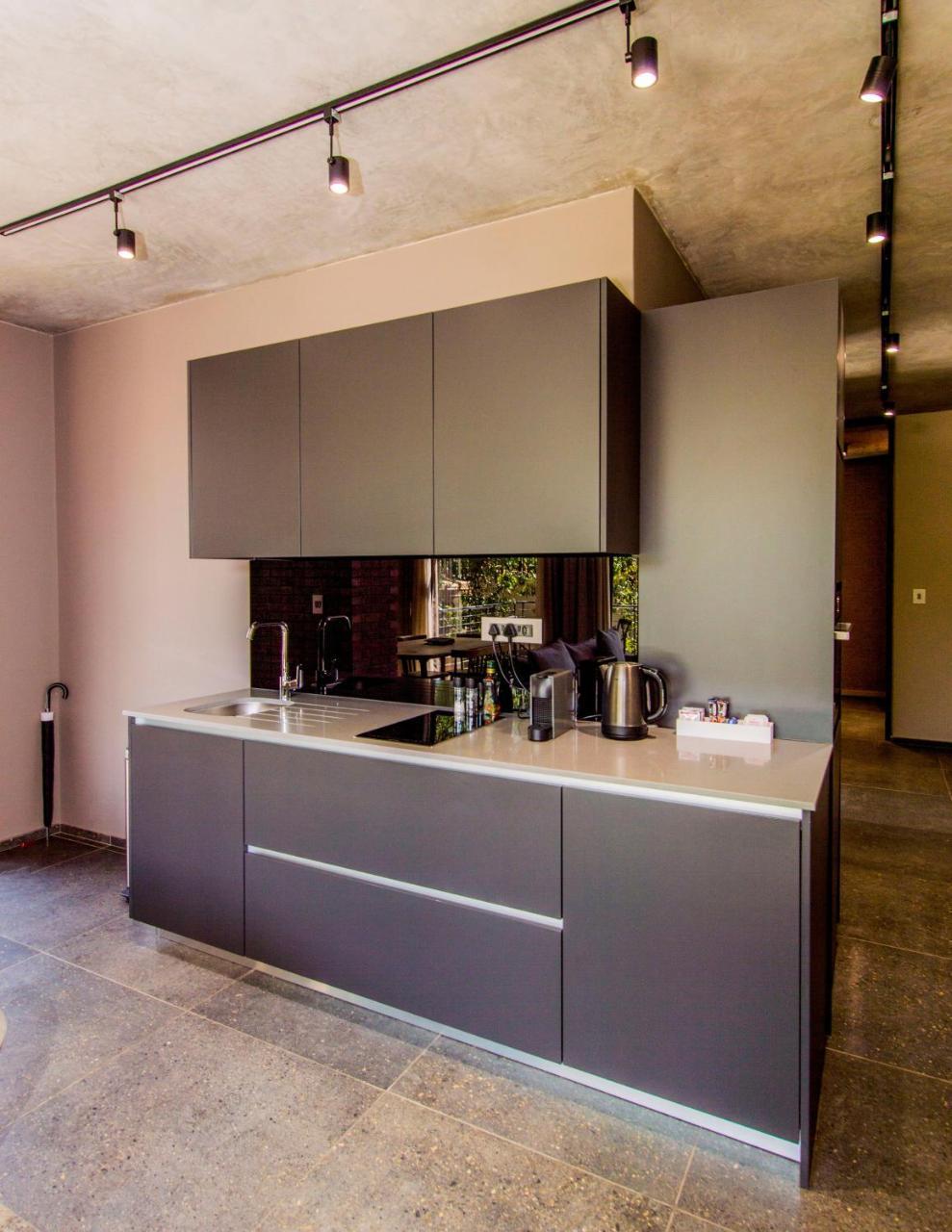 De Haas Living @ Die Laan 2 สเตลเลนบอช ภายนอก รูปภาพ