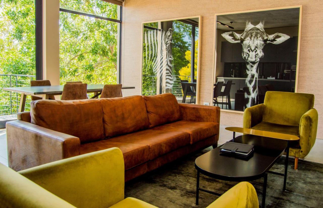 De Haas Living @ Die Laan 2 สเตลเลนบอช ภายนอก รูปภาพ