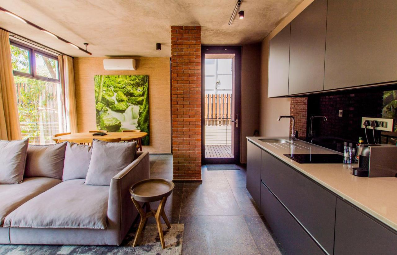 De Haas Living @ Die Laan 2 สเตลเลนบอช ภายนอก รูปภาพ