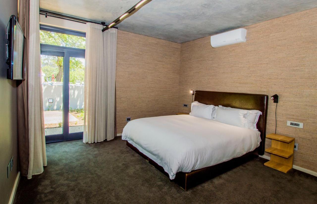 De Haas Living @ Die Laan 2 สเตลเลนบอช ภายนอก รูปภาพ