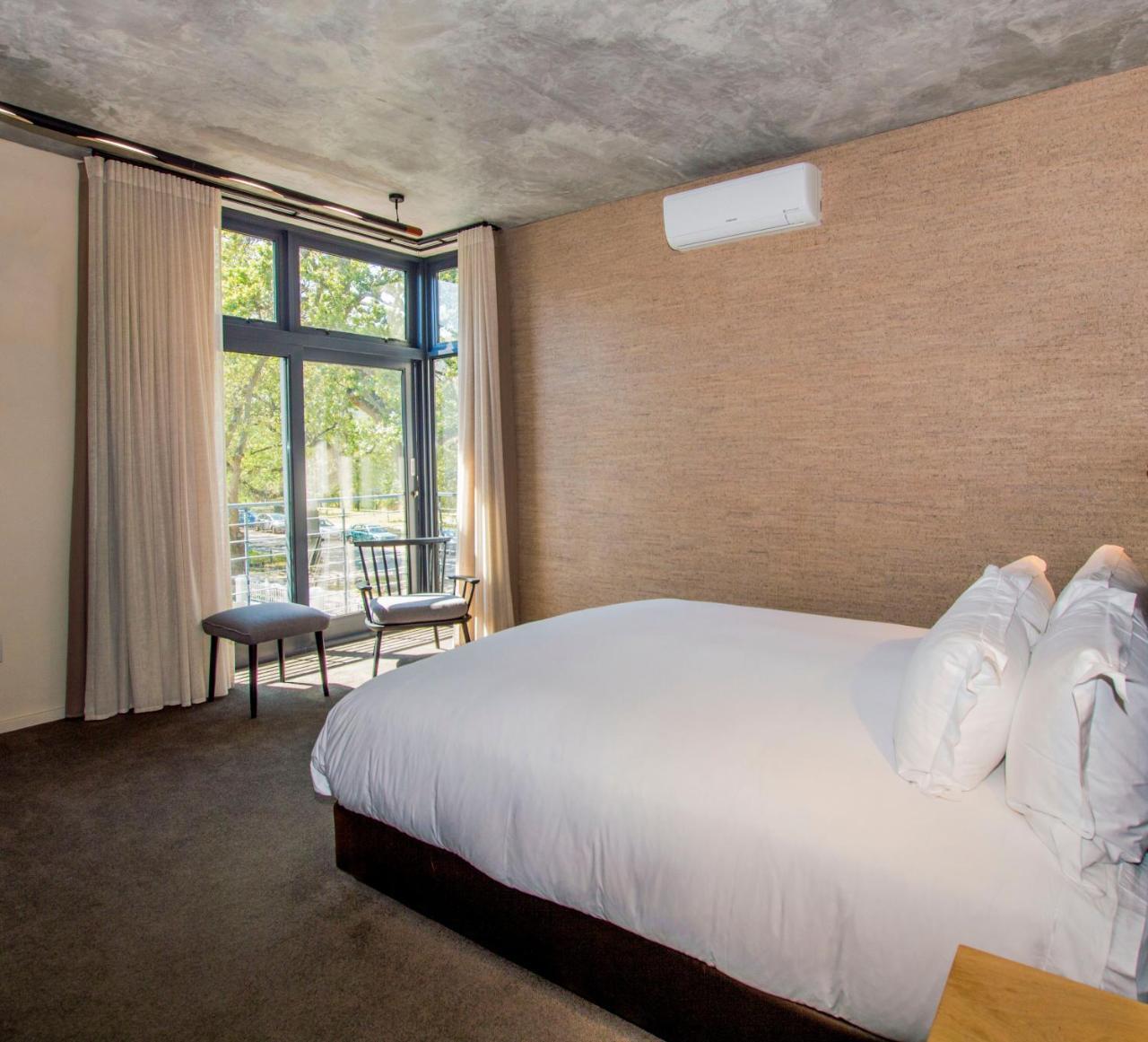 De Haas Living @ Die Laan 2 สเตลเลนบอช ภายนอก รูปภาพ