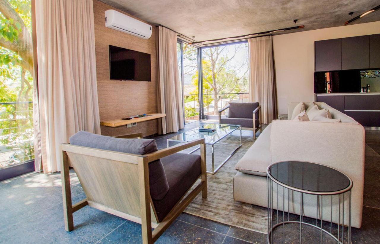 De Haas Living @ Die Laan 2 สเตลเลนบอช ภายนอก รูปภาพ