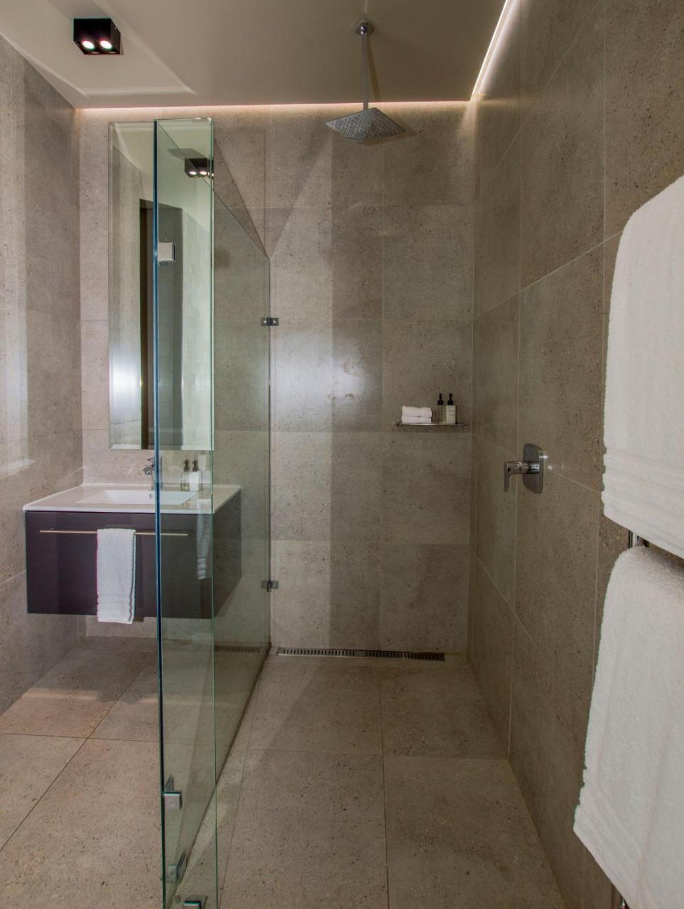 De Haas Living @ Die Laan 2 สเตลเลนบอช ภายนอก รูปภาพ